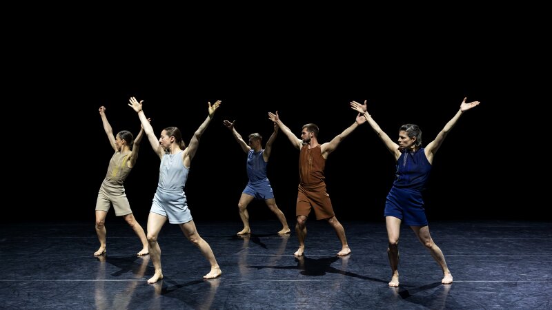 A suite of dances - A day in the studio