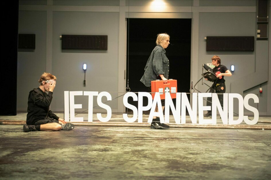 Het eind van het begin van het einde (8+) — Internationaal Theater