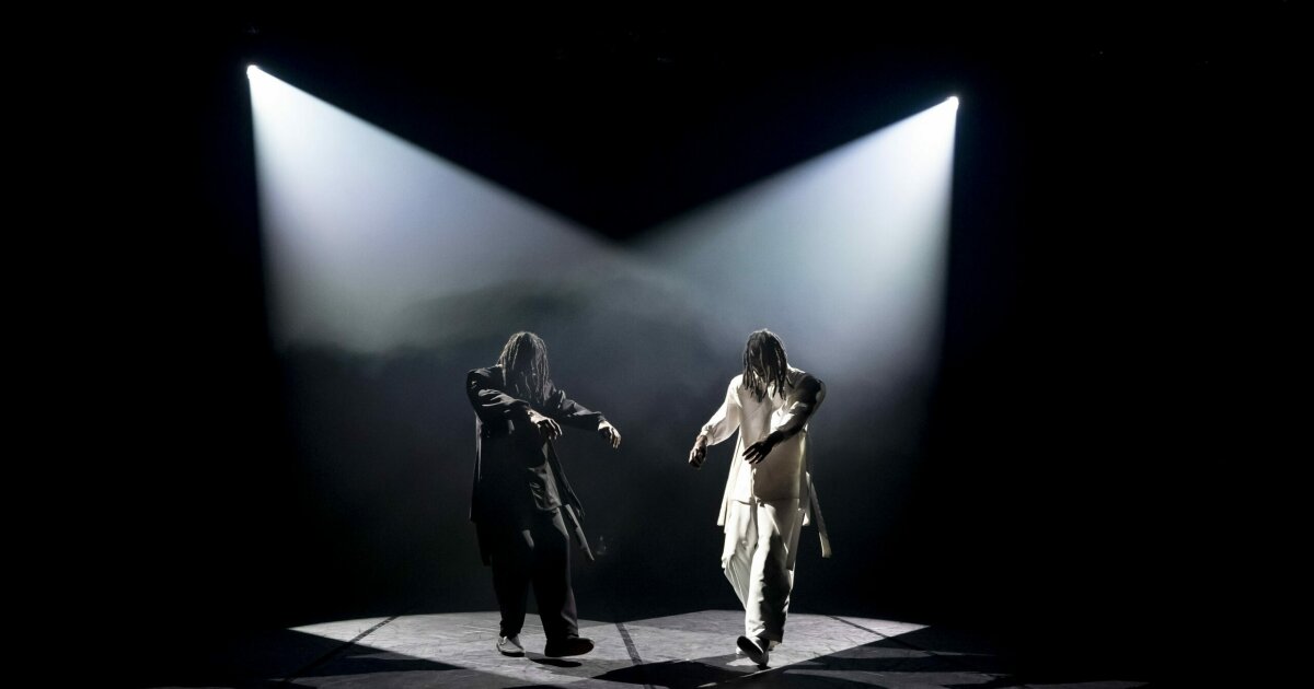 Fresh Moves: Les Gamal / Outside / Ops