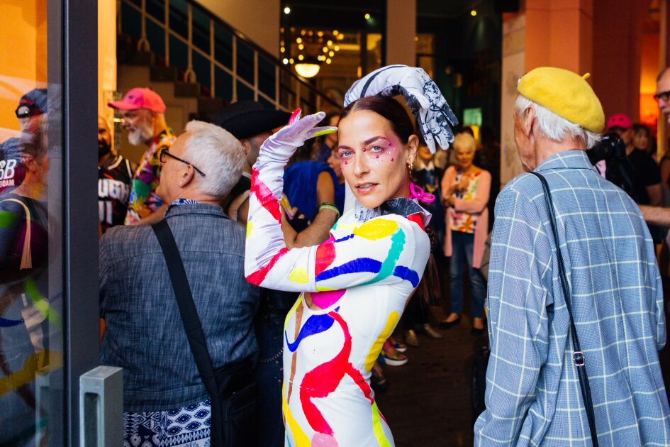 Pride Art Expo: PEEKABOO