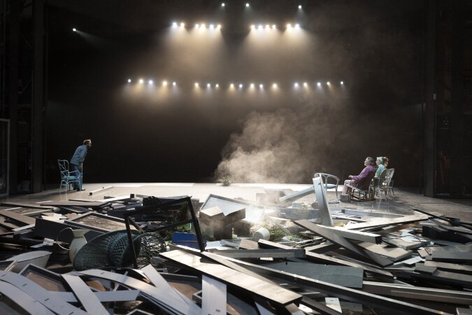 Eines langen Tages Reise in die Nacht