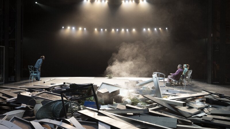 Eines langen Tages Reise in die Nacht